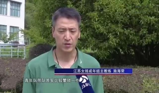 另外，在终端播放设备的选择上，一定要选择有HDR Vivid认证标识的产品，这样才能获得更好的体验效果